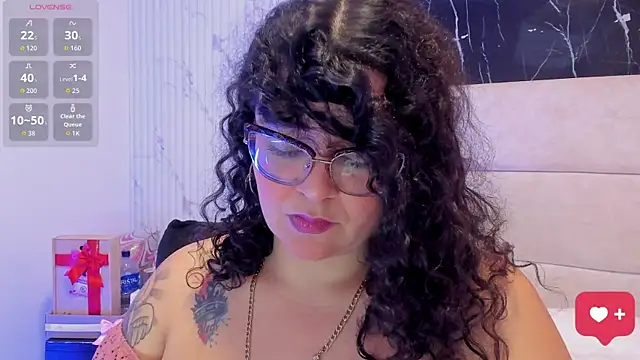 Snapshot of Reginavegaa chatting on May 28, 11:40 am Reginavegaa online show from May 28, 11:40 am