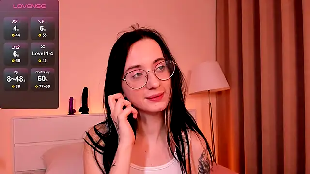Snapshot of Dark_Lola_ chatting on December 4, 3:54 pm Dark Lola online show from December 4, 3:54 pm