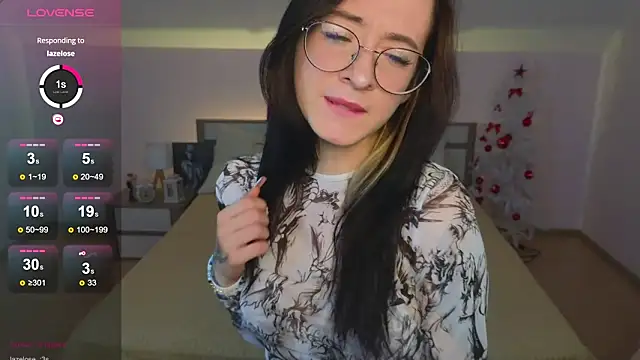 Snapshot of Dark_Lola_ chatting on December 23, 9:38 am Dark Lola online show from December 23, 9:38 am