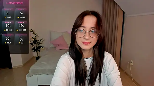 Snapshot of Dark_Lola_ chatting on January 11, 10:29 am Dark Lola online show from January 11, 10:29 am
