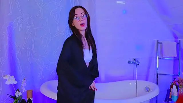 Snapshot of Dark_Lola_ chatting on February 27, 9:54 am Dark Lola online show from February 27, 9:54 am