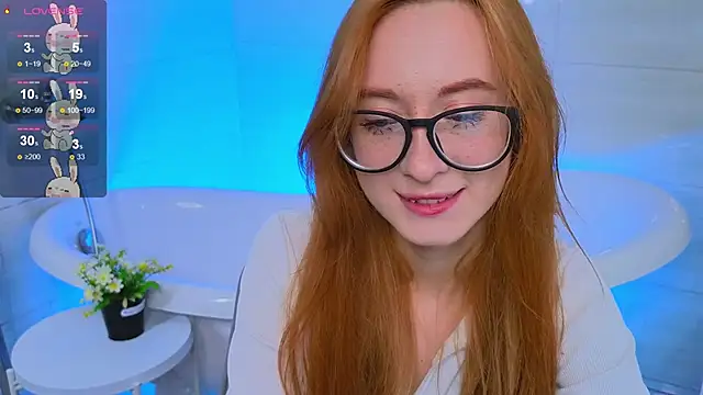 Snapshot of Dark_Lola_ chatting on September 16, 2:01 am Dark Lola online show from September 16, 2:01 am