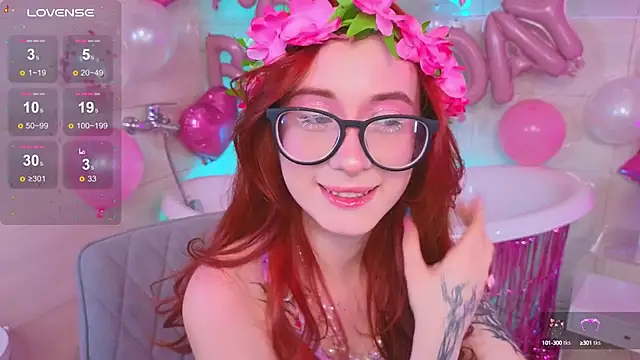 Snapshot of Dark_Lola_ chatting on September 23, 3:09 am Dark Lola online show from September 23, 3:09 am