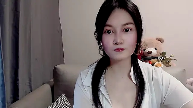Snapshot of Little-sweet chatting on February 6, 6:08 am Little-sweet online show from February 6, 6:08 am