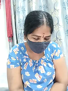 Snapshot of MaaliiiPonuTamil chatting on January 27, 11:22 pm MaaliiiPonuTamil online show from January 27, 11:22 pm