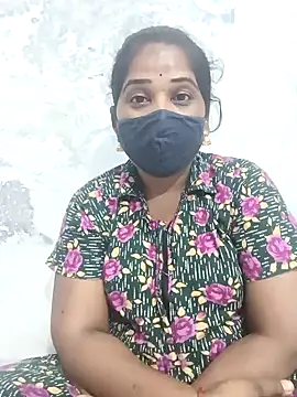 Snapshot of MaaliiiPonuTamil chatting on February 5, 11:12 am MaaliiiPonuTamil online show from February 5, 11:12 am