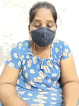 Snapshot of MaaliiiPonuTamil chatting on February 6, 3:59 am MaaliiiPonuTamil online show from February 6, 3:59 am