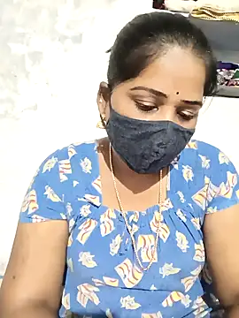 Snapshot of MaaliiiPonuTamil chatting on February 6, 7:56 am MaaliiiPonuTamil online show from February 6, 7:56 am
