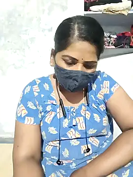 Snapshot of MaaliiiPonuTamil chatting on February 8, 5:29 pm MaaliiiPonuTamil online show from February 8, 5:29 pm