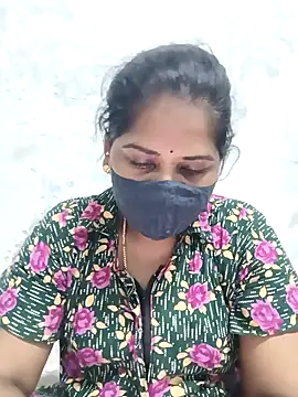 Snapshot of MaaliiiPonuTamil chatting on February 11, 12:17 am MaaliiiPonuTamil online show from February 11, 12:17 am