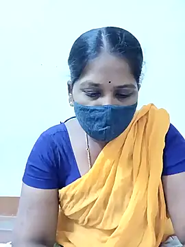 Snapshot of MaaliiiPonuTamil chatting on February 16, 4:53 pm MaaliiiPonuTamil online show from February 16, 4:53 pm