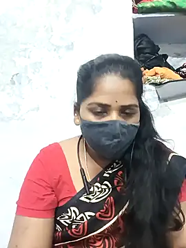 Snapshot of MaaliiiPonuTamil chatting on February 19, 7:48 pm MaaliiiPonuTamil online show from February 19, 7:48 pm