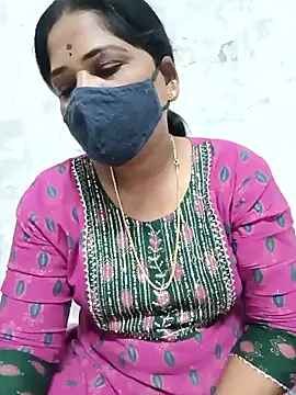 Snapshot of MaaliiiPonuTamil chatting on February 26, 1:11 am MaaliiiPonuTamil online show from February 26, 1:11 am