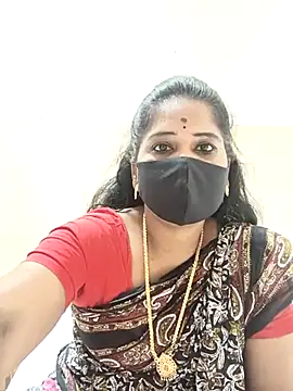Snapshot of MaaliiiPonuTamil chatting on March 22, 10:49 am MaaliiiPonuTamil online show from March 22, 10:49 am