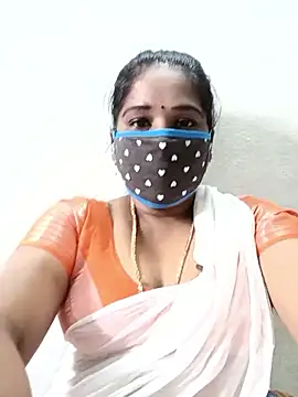 Snapshot of MaaliiiPonuTamil chatting on September 22, 11:34 am MaaliiiPonuTamil online show from September 22, 11:34 am
