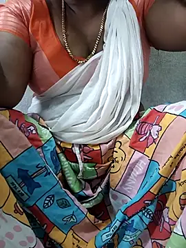 Snapshot of MaaliiiPonuTamil chatting on September 23, 1:41 am MaaliiiPonuTamil online show from September 23, 1:41 am