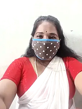 Snapshot of MaaliiiPonuTamil chatting on September 28, 12:21 pm MaaliiiPonuTamil online show from September 28, 12:21 pm