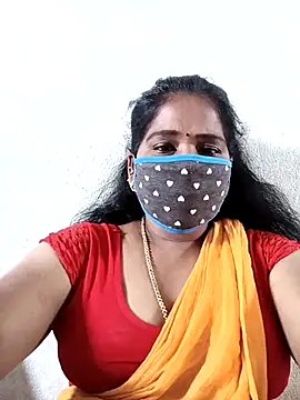Snapshot of MaaliiiPonuTamil chatting on October 20, 7:42 am MaaliiiPonuTamil online show from October 20, 7:42 am