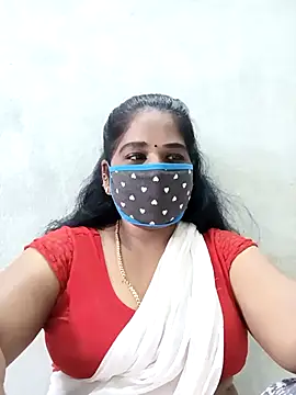 Snapshot of MaaliiiPonuTamil chatting on October 21, 1:39 am MaaliiiPonuTamil online show from October 21, 1:39 am