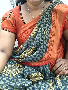 Snapshot of MaaliiiPonuTamil chatting on June 21, 1:52 am MaaliiiPonuTamil online show from June 21, 1:52 am