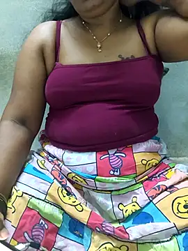 Snapshot of MaaliiiPonuTamil chatting on July 1, 7:46 pm MaaliiiPonuTamil online show from July 1, 7:46 pm