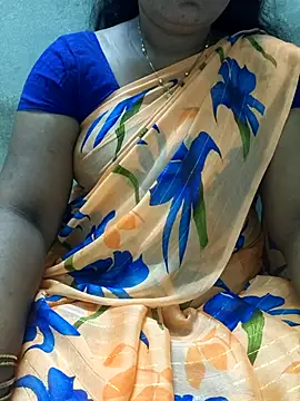 Snapshot of MaaliiiPonuTamil chatting on July 3, 12:06 am MaaliiiPonuTamil online show from July 3, 12:06 am