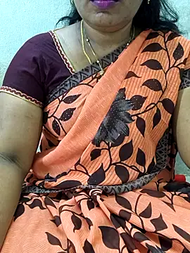 Snapshot of MaaliiiPonuTamil chatting on July 16, 2:17 am MaaliiiPonuTamil online show from July 16, 2:17 am
