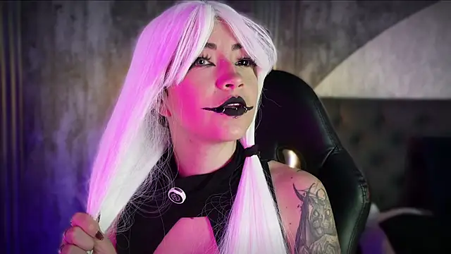 Aylen darkmoor online show from June 30, 8:32 pm