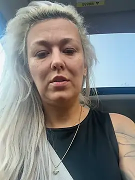 Snapshot of Alicia007 chatting on August 2, 4:33 am Alicia007 online show from August 2, 4:33 am
