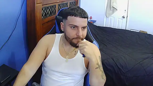 Snapshot of MasterKvn chatting on January 28, 6:49 pm MasterKvn online show from January 28, 6:49 pm