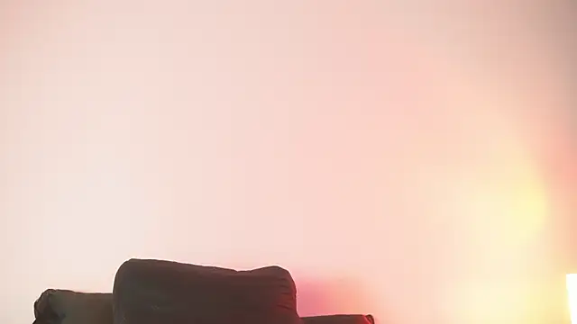 lupeebony online show from March 28, 7:35 pm