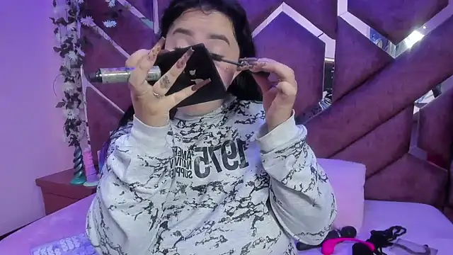 Victoria Rossy online show from March 24, 8:58 pm