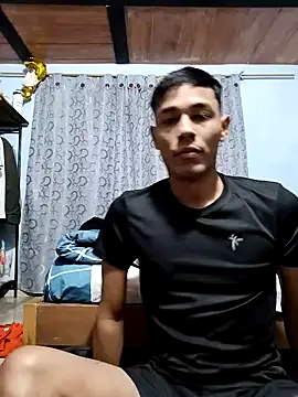 Snapshot of SexyNicoHotxx chatting on January 4, 12:48 am SexyNicoHotxx online show from January 4, 12:48 am