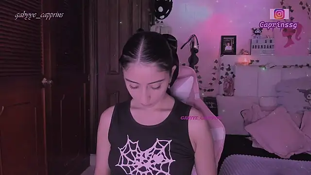 gabyye capprins online show from February 20, 12:07 am