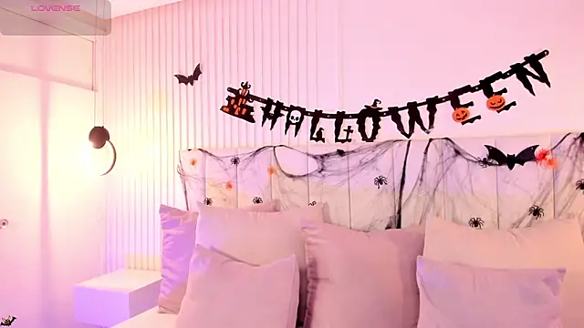 Snapshot of natali_henao chatting on October 29, 10:11 pm natali henao online show from October 29, 10:11 pm