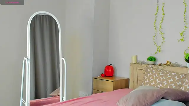 Cherry Price online show from April 8, 11:59 pm