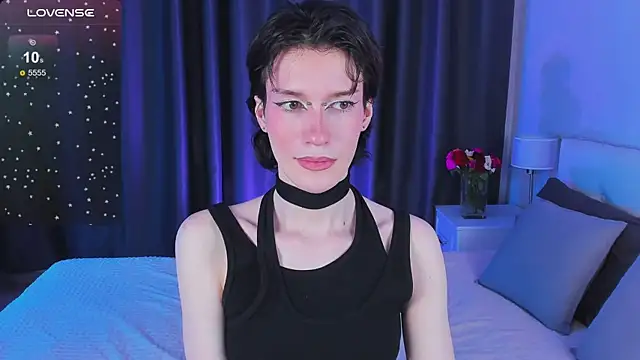 Snapshot of Kolette_Gray chatting on February 18, 4:37 pm Kolette Gray online show from February 18, 4:37 pm