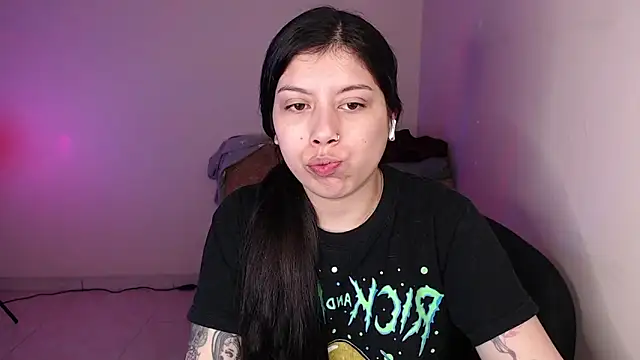 iam emy online show from February 10, 4:27 am