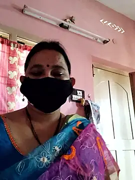 Snapshot of lalitha225 chatting on December 6, 7:43 am lalitha225 online show from December 6, 7:43 am