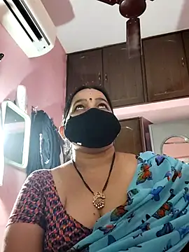 Snapshot of lalitha225 chatting on December 12, 9:40 am lalitha225 online show from December 12, 9:40 am