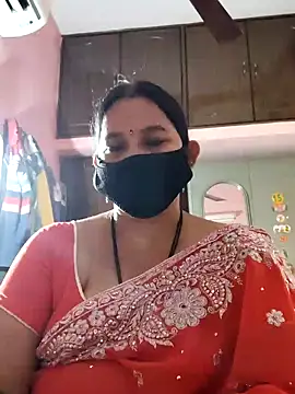 Snapshot of lalitha225 chatting on December 23, 5:49 am lalitha225 online show from December 23, 5:49 am