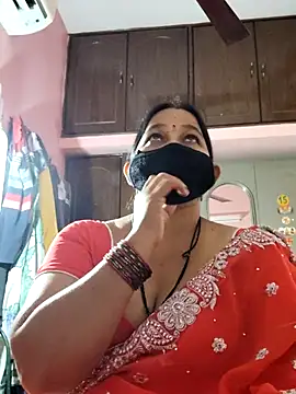 Snapshot of lalitha225 chatting on December 23, 8:55 am lalitha225 online show from December 23, 8:55 am
