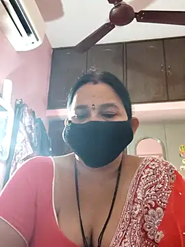 Snapshot of lalitha225 chatting on December 28, 4:19 am lalitha225 online show from December 28, 4:19 am