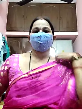 Snapshot of lalitha225 chatting on January 21, 4:54 am lalitha225 online show from January 21, 4:54 am