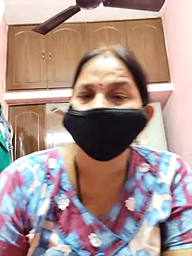 Snapshot of lalitha225 chatting on January 28, 11:17 am lalitha225 online show from January 28, 11:17 am