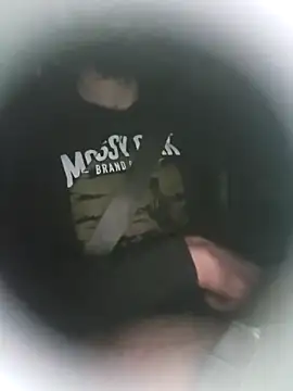 Snapshot of Spunwhiteboy1992 chatting on December 22, 3:36 am Spunwhiteboy1992 online show from December 22, 3:36 am