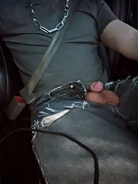 Snapshot of Spunwhiteboy1992 chatting on February 25, 11:25 pm Spunwhiteboy1992 online show from February 25, 11:25 pm