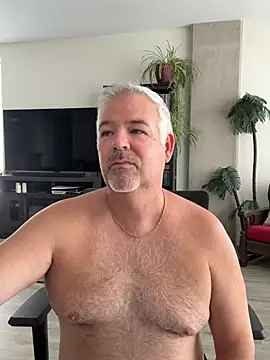 Snapshot of aarosteev2 chatting on April 30, 4:57 pm aarosteev2 online show from April 30, 4:57 pm