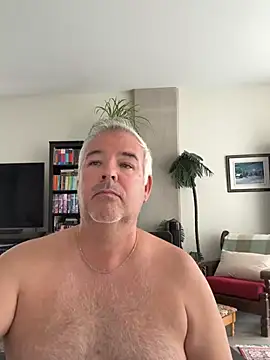 Snapshot of aarosteev2 chatting on July 22, 3:37 pm aarosteev2 online show from July 22, 3:37 pm