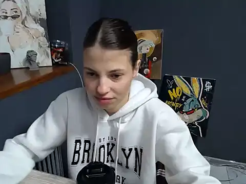 felicity gold online show from December 17, 7:14 am